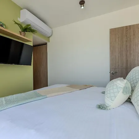 Moderno Nuevo Trevi Apartment